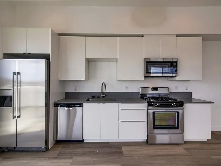 4021 Georgia St #6 — Photo 1
