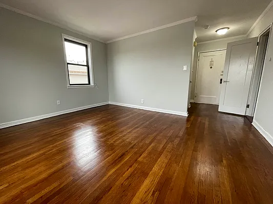 Rented by Pear NYC LLC | media 26