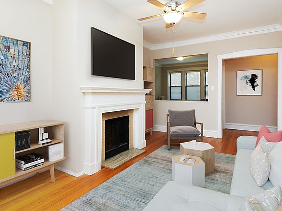 3rd image of 710 W Wellington Ave APT 1