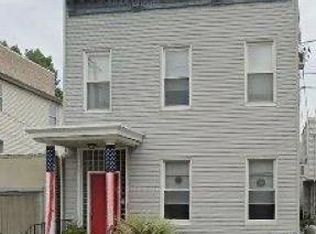 522 26th St, Union City, NJ 07087