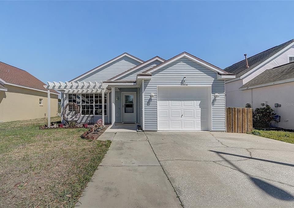1st image of 3324 HUNTWICKE BOULEVARD