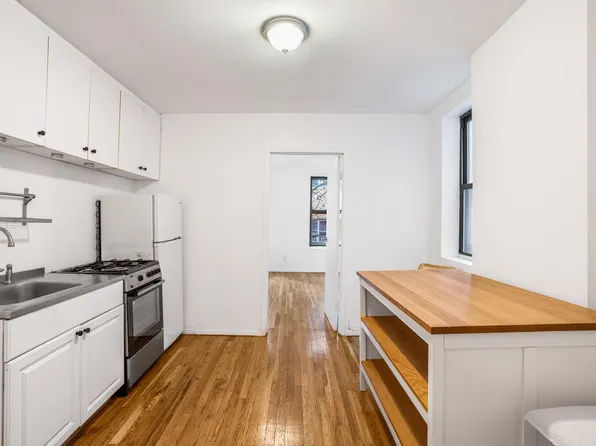 241 Mulberry Street image 1 of 8