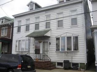 707 W Race St, Pottsville, PA 17901