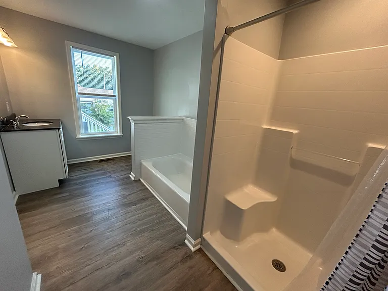 2605 Maple Ave — Photo 14