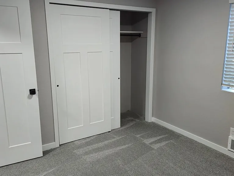 Renovated Townhomes in Alderwood Area — Photo 12