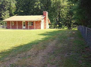 204 Cool Valley Ln, Covington, VA 24426