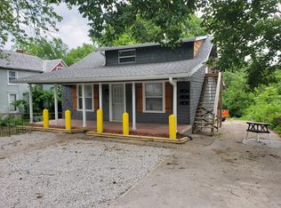 717 S Hawthorne Ave #C, Independence, MO 64053