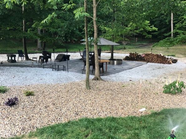 465 Hawking Dr, Galena, OH 43021