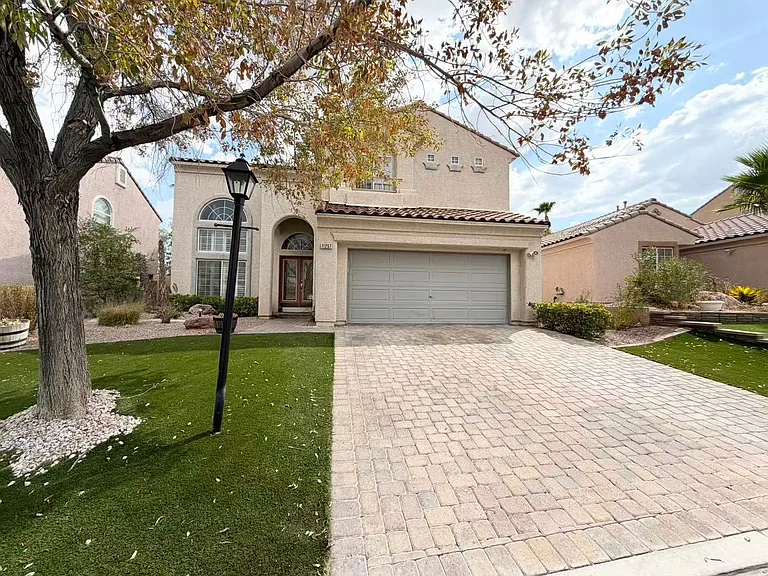 11257 Playa Caribe Ave — Photo 2