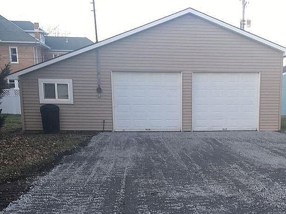 3rd image of 337-339 S 15th St