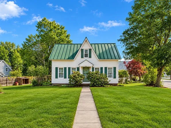230 Broad Street, Claremont, NH 03743