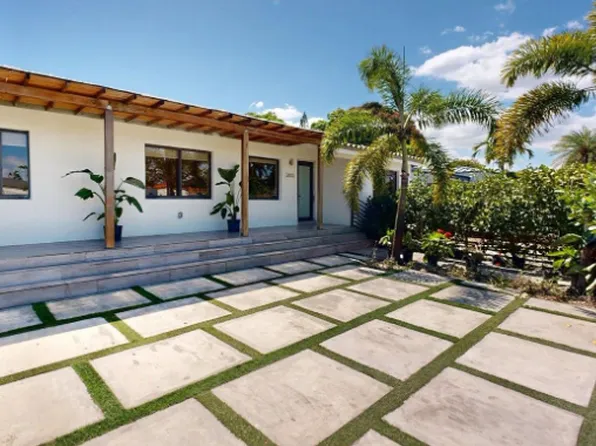 3800 NW 12th St, Miami, FL 33126