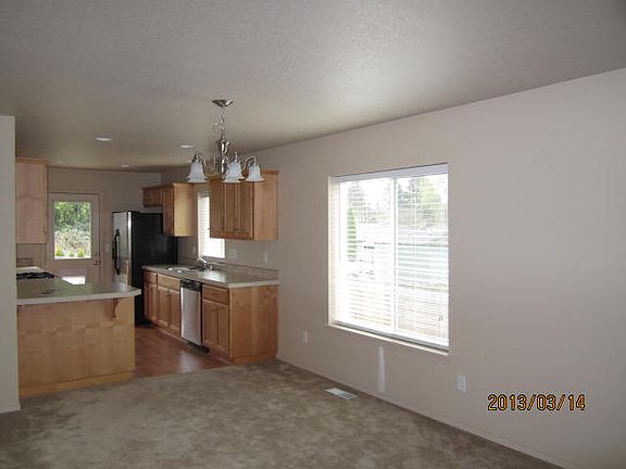 4th image of 11401 NE 11th Ave