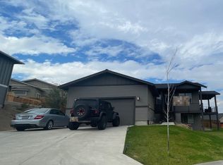 2351 SW Valleyview Ct, Redmond, OR 97756