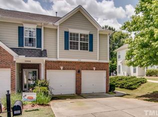1002 Bartlett Cir, Hillsborough, NC 27278