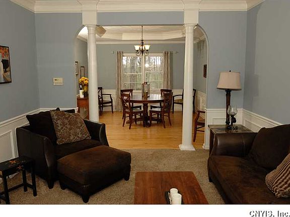 5th image of 8205 Royal Scarlet Dr
