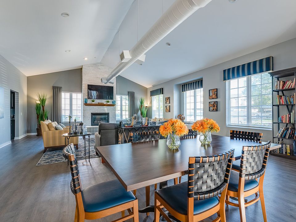 700 Westbrook # 613, photo 19
