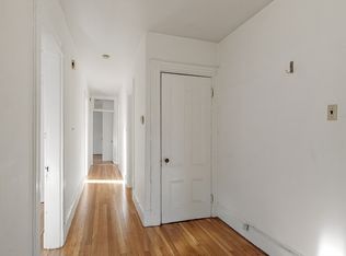 182 Harvard St #8, Cambridge, MA 02139