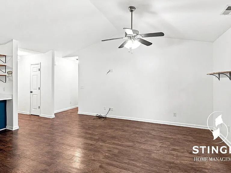 54 Ardmore Ave — Photo 10