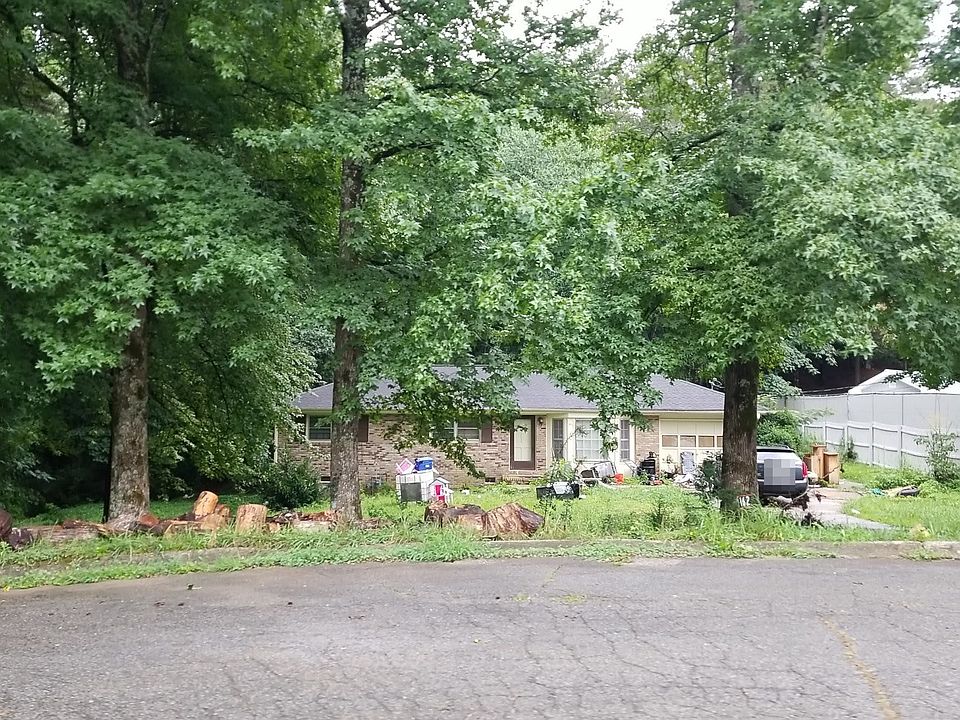 1st image of 162 Brown Cir