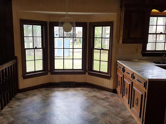 5th image of 109 Dove Ln