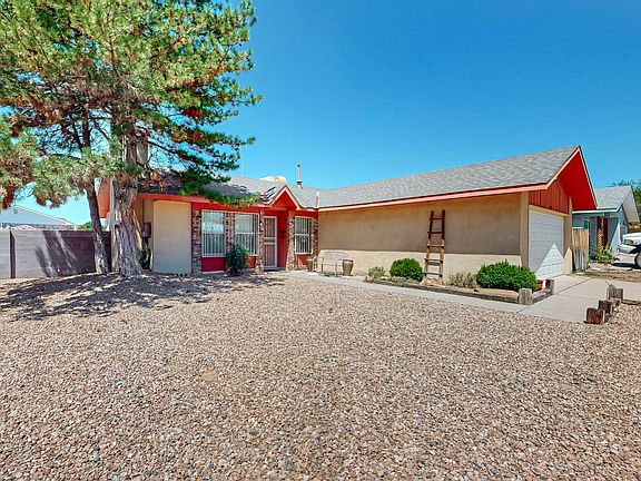 3rd image of 5605 Chimayo Dr NW