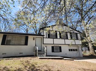 8423 Avalon Dr, Riverdale, GA 30274