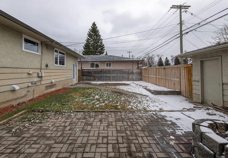 5007 N Waverley Dr SW — Photo 23