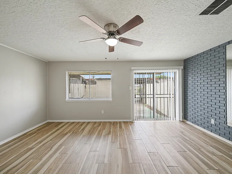 13464 Castilian Dr #2 — Photo 8