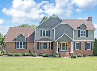 810 Twelve Oaks Rd, Tullahoma, TN 37388