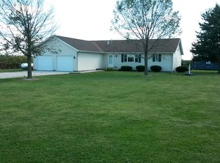 2272 E 1700 North Rd, Assumption, IL 62510