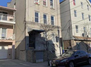 410 5th St, Union City, NJ 07087