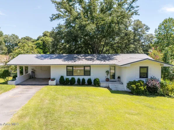 173 Webb St, Dadeville, AL 36853