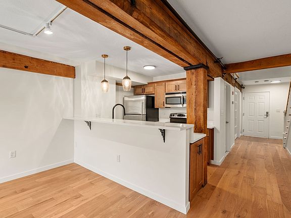 3rd image of 240 Jackson St APT 308