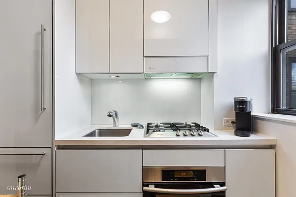 Rented by Corcoran | media 10