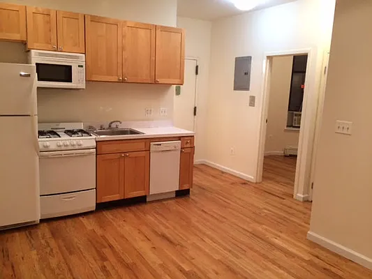 Rented by Acacia Realty | media 13