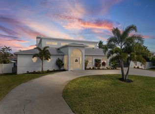 617 Kingston Ct, Apollo Beach, FL 33572