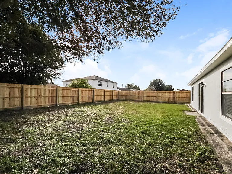 808 Cabaret Ct — Photo 16