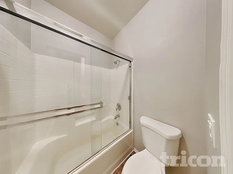 2528 Calico Hearts Ct — Photo 12