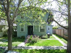 124 Catalpa St Santa Cruz CA Zillow Apartments for Rent in