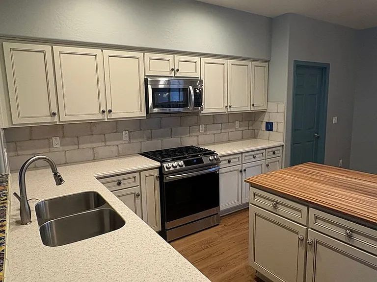 110 E Bighorn Ct — Photo 12