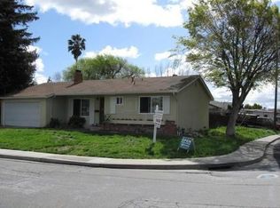 7072 Newport Ct, Dublin, CA 94568