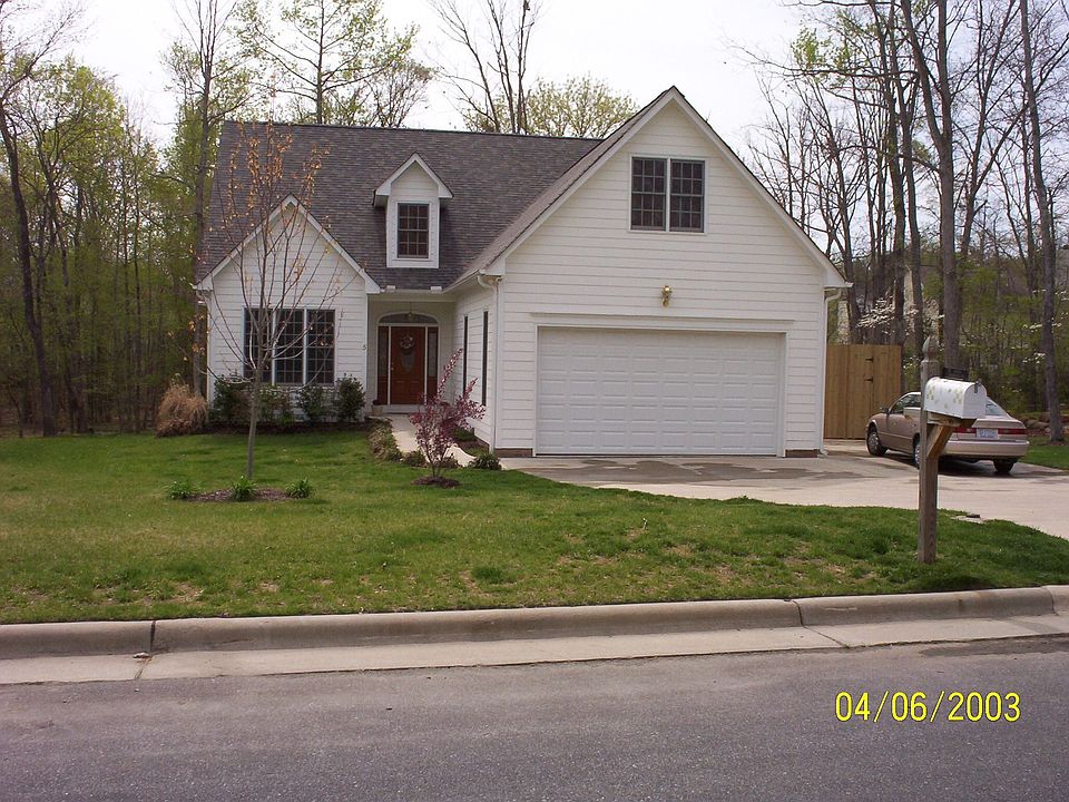 Front - 2 car garage