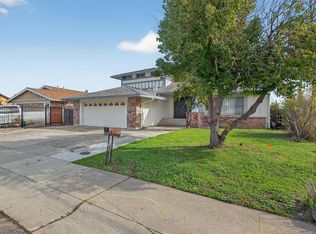 6701 Rancho Adobe Dr, Sacramento, CA 95828