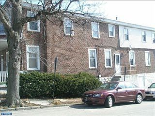 2nd image of 1200 Arch St