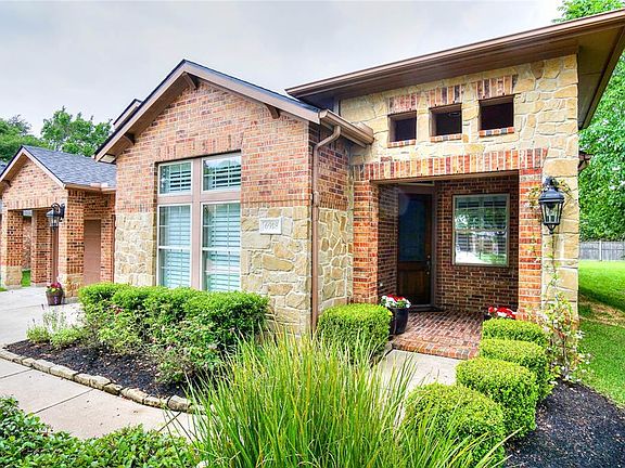 2nd image of 6918 Rosemont Park Ln