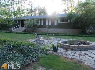 105 Loneoak Dr, Senoia, GA 30276