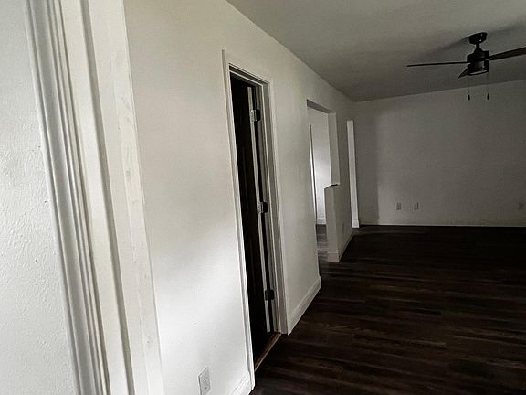 4th image of 810 8th Ave N #A