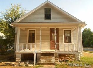 1400 N 13th St, Highland, IL