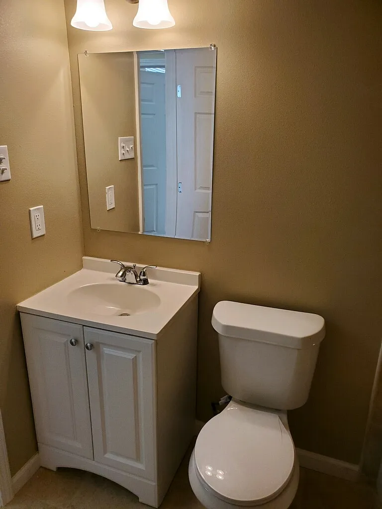 1813 Benton St — Photo 1